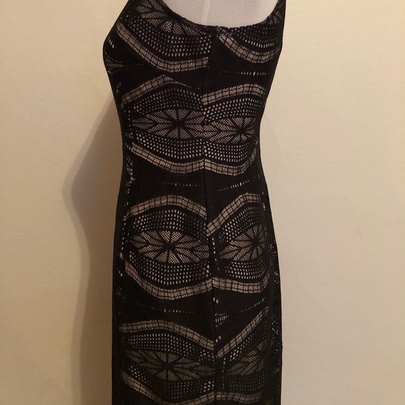 Maggy London Black Jewel Neckline Cocktail Dress - Picture 8 of 12